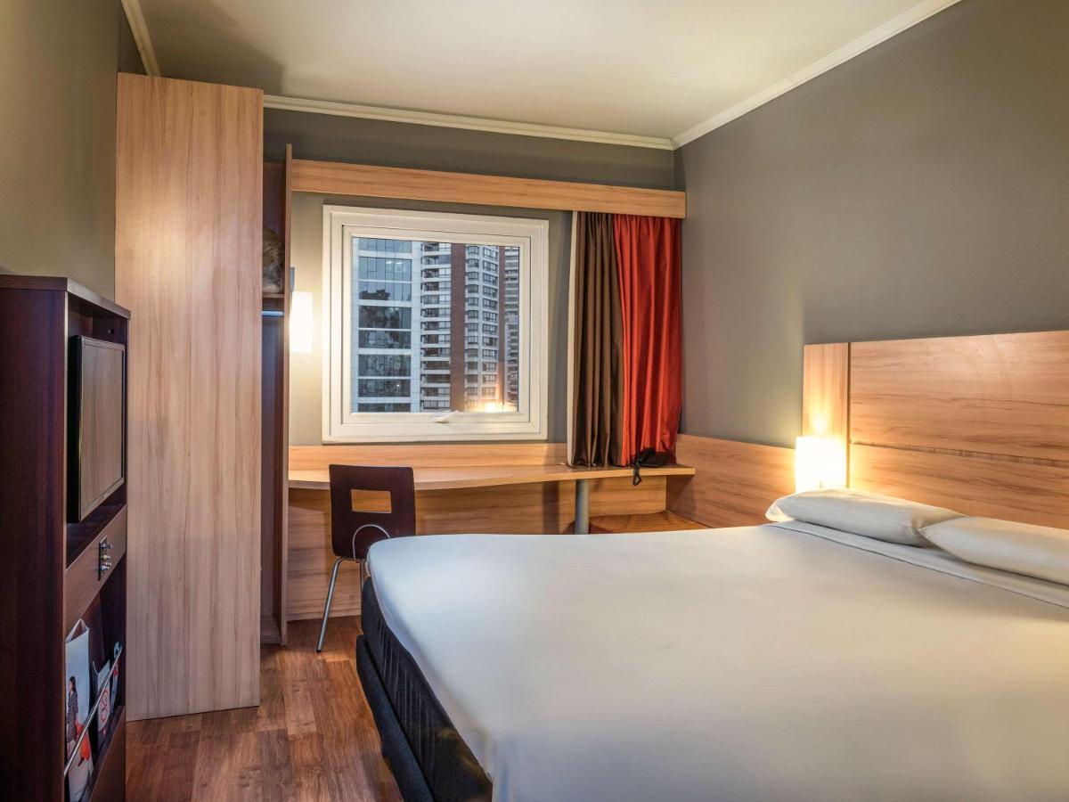 Ibis Santiago Las Condes Екстериор снимка